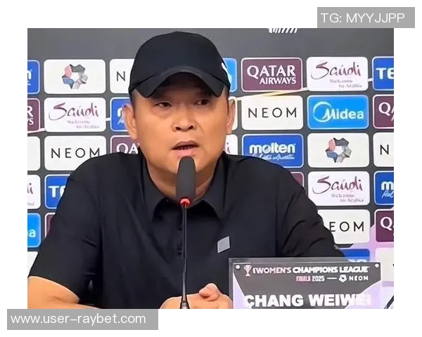 媒体人揭露米利西奇遭土帅怒斥涉国家队违规商业行为引发热议